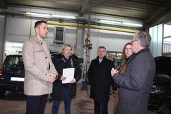 Oberbürgermeister besucht Autohaus Heinrich Rosier GmbH in Stendal